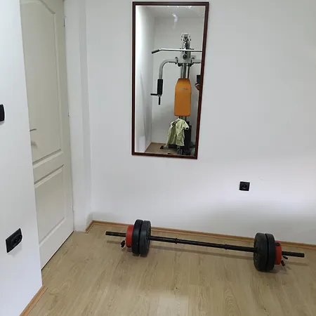Garfield Family 1 Apartment