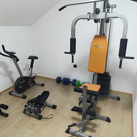 Garfield Family 1 Apartment *