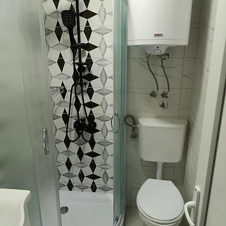 Apartment Garfield Family 1