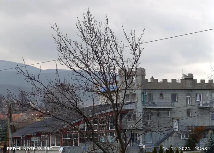 Garfield Family 1 アパート