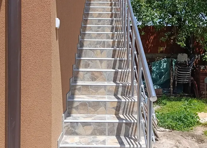 Garfield Family 1 アパート ソコバニャ