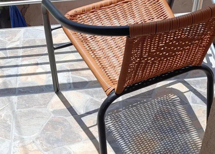 Garfield Family 1 アパート