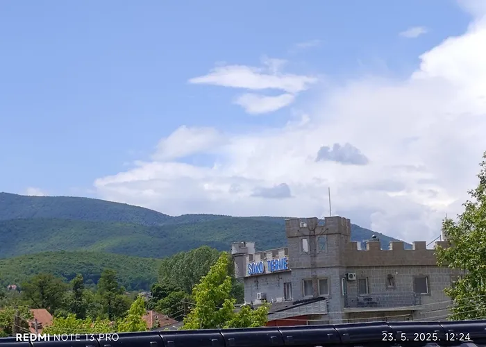 アパート Garfield Family 1 *